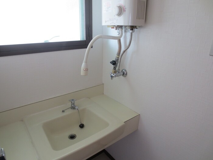 物件内観写真11　(洗面)