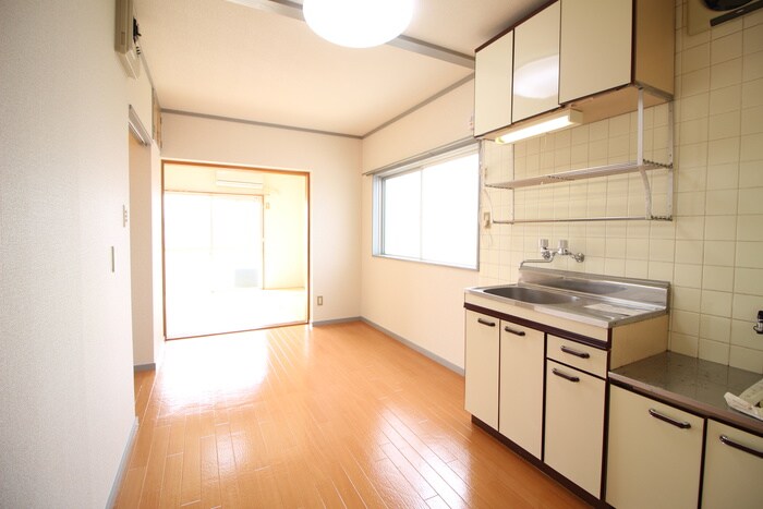 物件内観写真7　(居室)