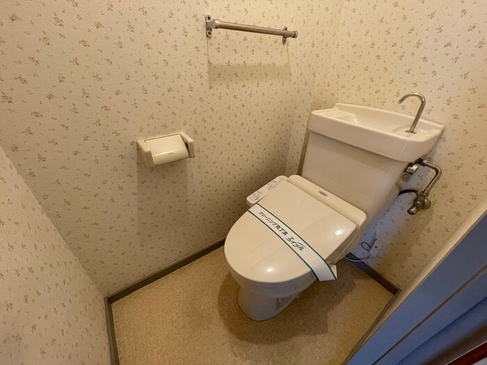 物件内観写真11　(トイレ)