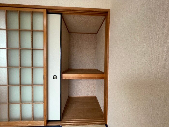 物件内観写真13　(収納)