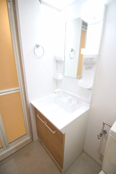 物件内観写真12　(洗面)