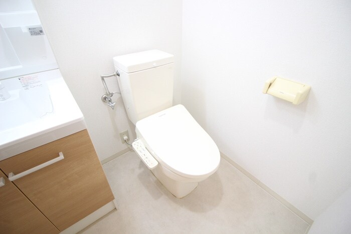 物件内観写真13　(トイレ)