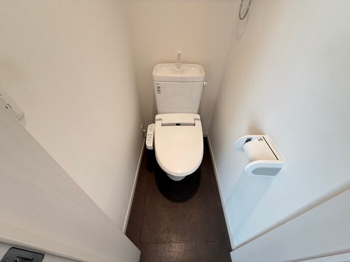 物件内観写真15　(トイレ)