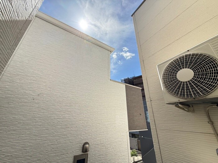 物件内観写真17　(室内からの展望)