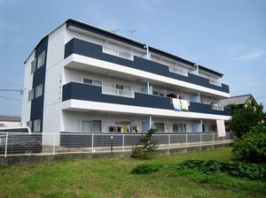 入場ハイツ外観写真