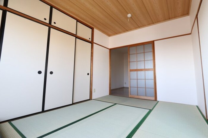 物件内観写真6　(居室)