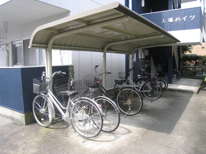 物件外観写真3　(駐輪場)