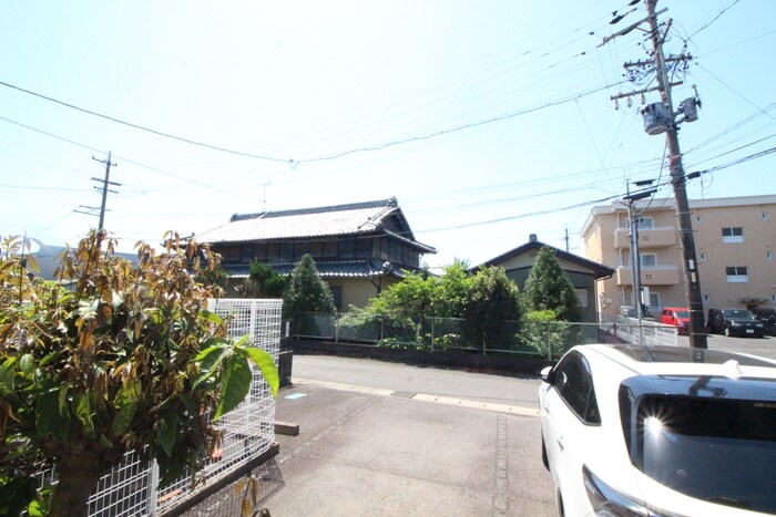 物件内観写真16　(室内からの展望)