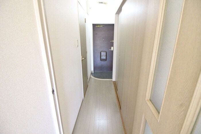 物件内観写真20　(廊下)