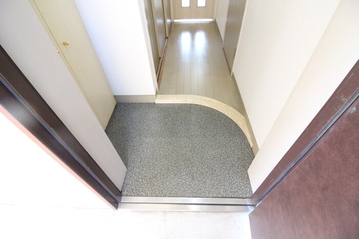 物件内観写真22　(玄関)