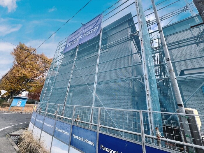 物件外観写真5　(建築中)