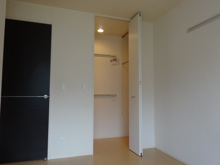 物件内観写真10　(収納)