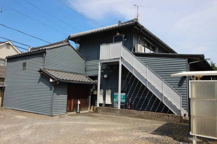 物件外観写真2　(外観写真)