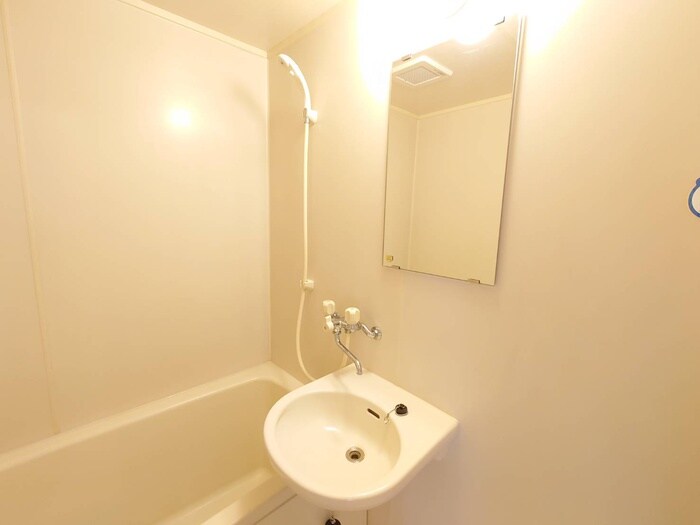 物件内観写真12　(洗面)