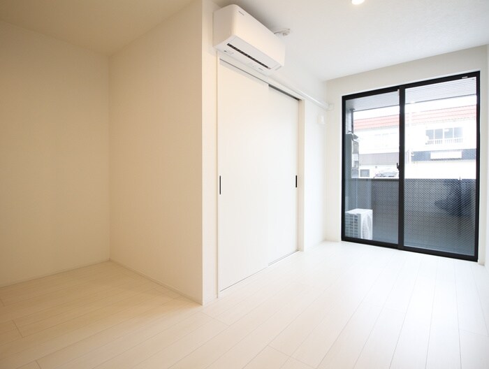 物件内観写真8　(内観写真)