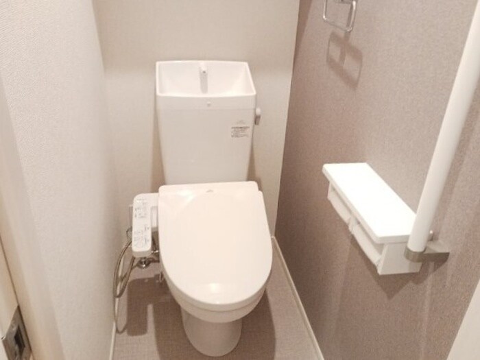 物件内観写真10　(トイレ)