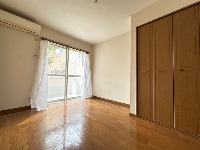 物件内観写真7　(居室)