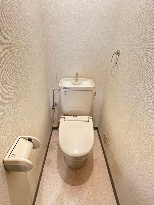物件内観写真13　(トイレ)