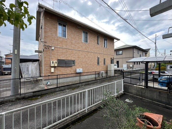 物件内観写真16　(室内からの展望)