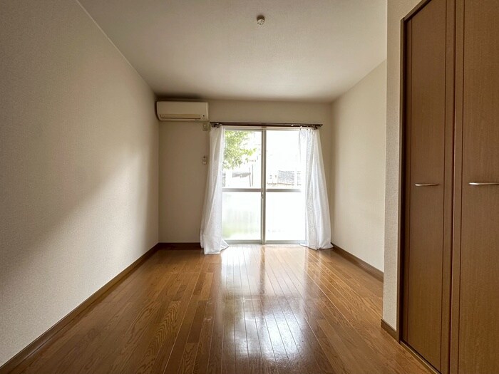 物件内観写真22　(居室)