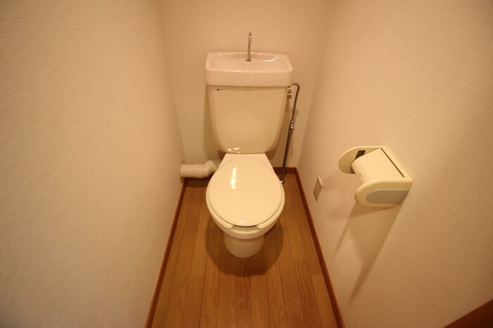 物件内観写真9　(トイレ)