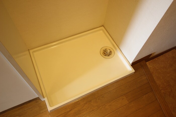 物件内観写真12　(洗濯機置場)