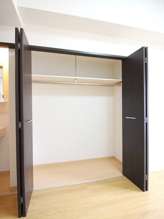 物件内観写真9　(収納)