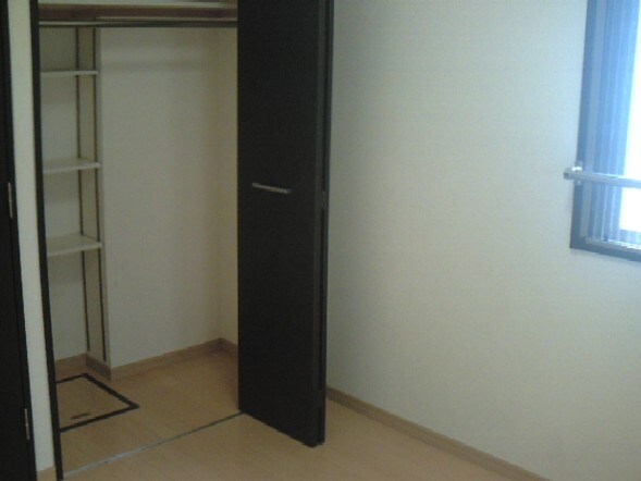 物件内観写真11　(収納)