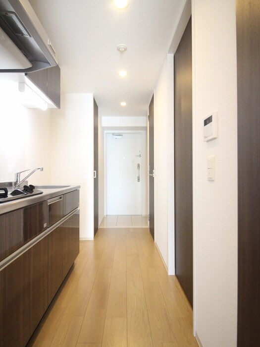 物件内観写真10　(廊下)