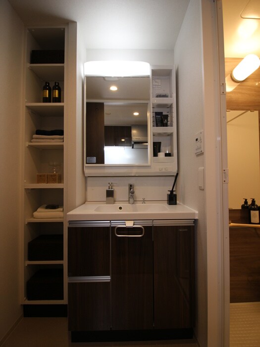 物件内観写真12　(洗面)