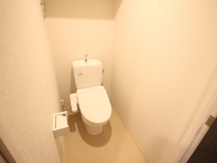 物件内観写真13　(トイレ)