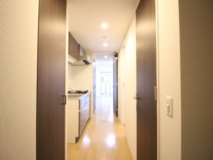 物件内観写真15　(廊下)