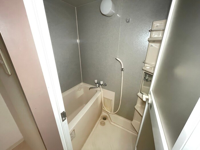 物件内観写真13　(バス／シャワールーム等)