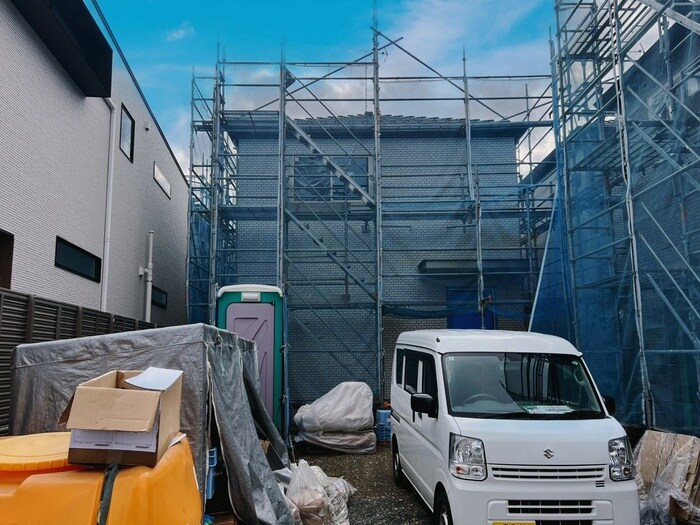 物件外観写真2　(建築中)