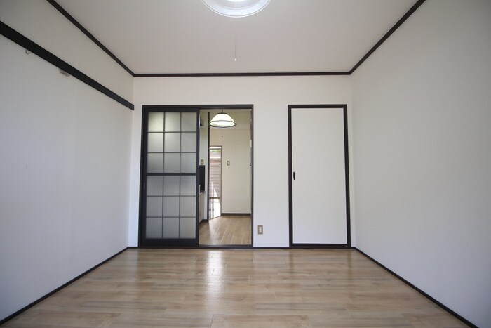 物件内観写真10　(居室)