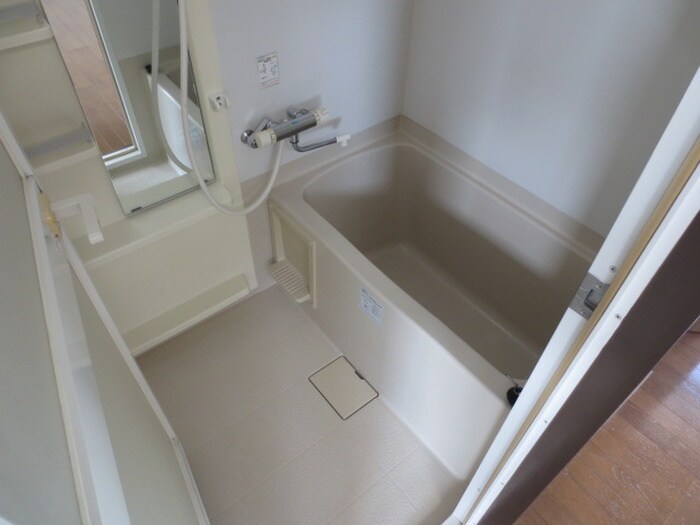 物件内観写真10　(バス／シャワールーム等)