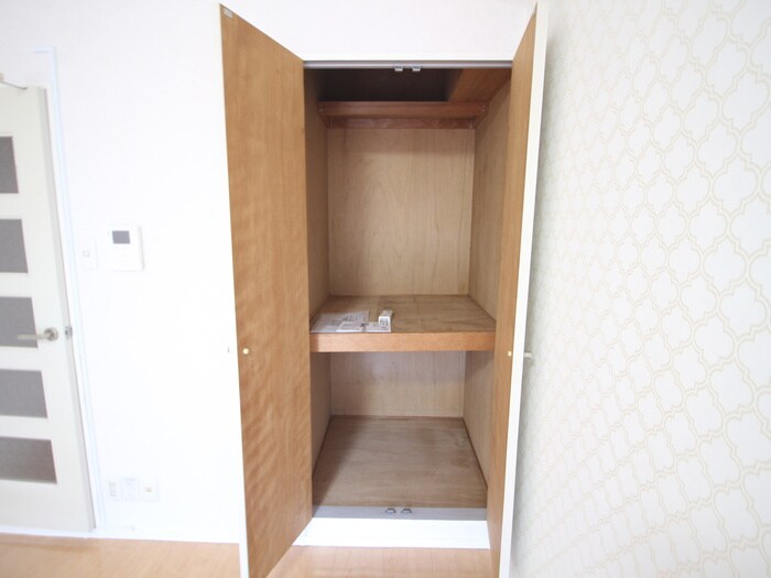 物件内観写真9　(収納)