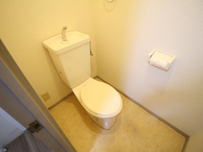 物件内観写真10　(トイレ)