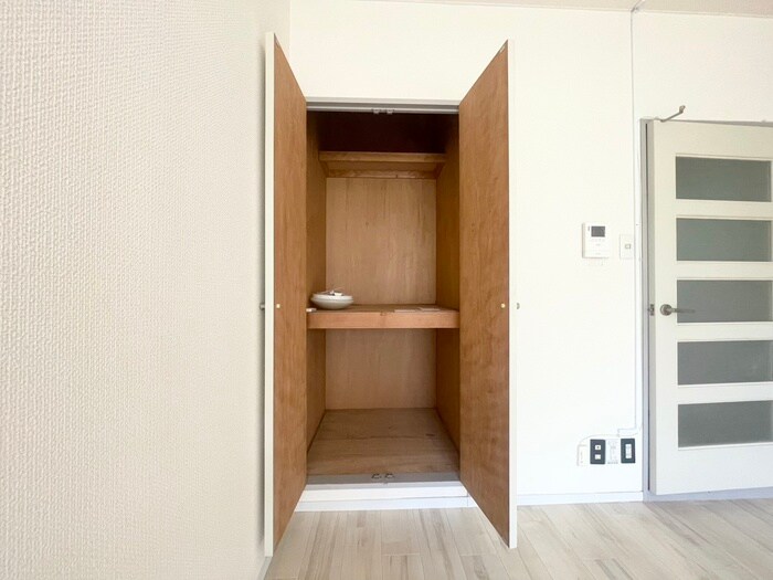 物件内観写真11　(収納)