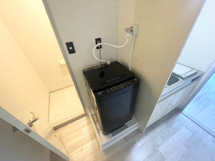 物件内観写真15　(洗濯機置場)