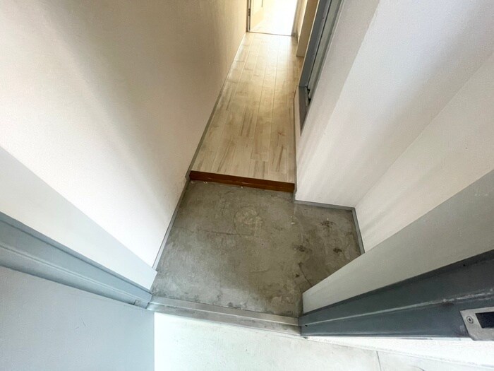 物件内観写真20　(玄関)
