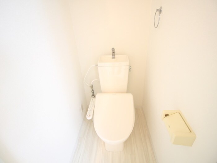 物件内観写真13　(トイレ)