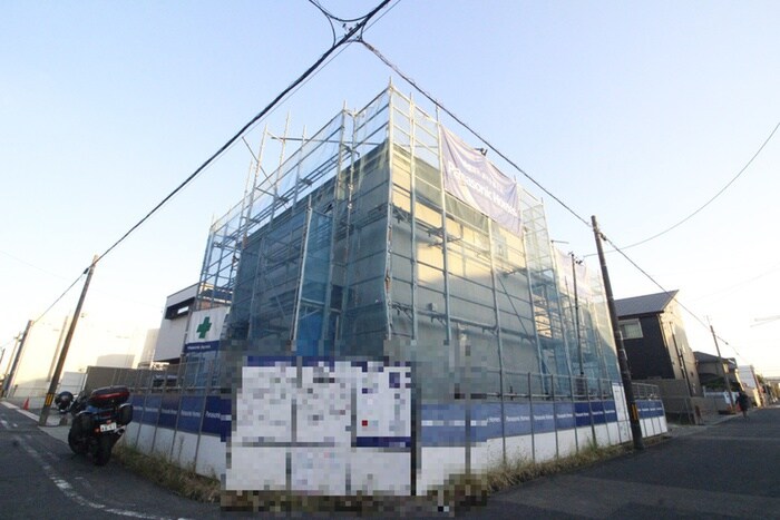 物件外観写真5　(建築中)