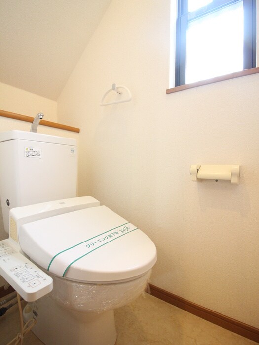 物件内観写真16　(トイレ)