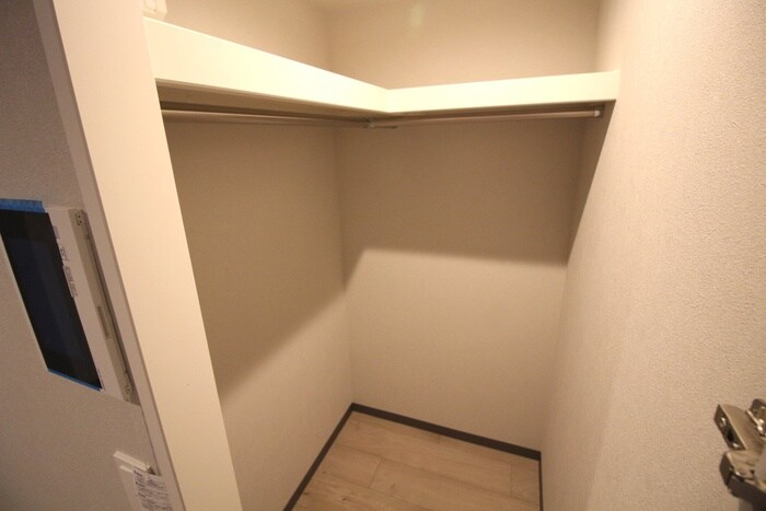 物件内観写真16　(収納)