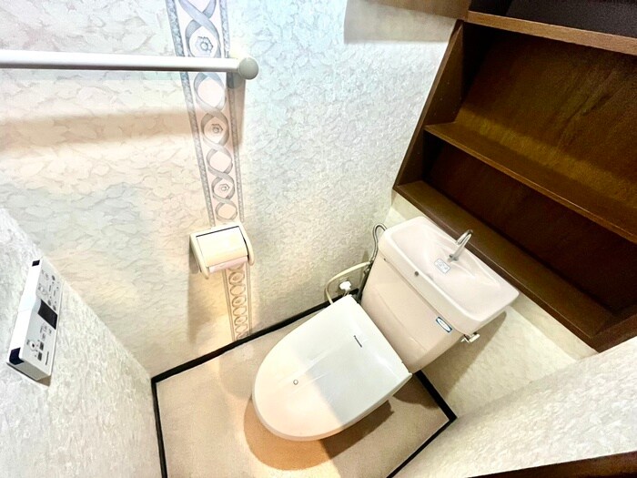 物件内観写真12　(トイレ)