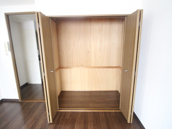 物件内観写真8　(収納)