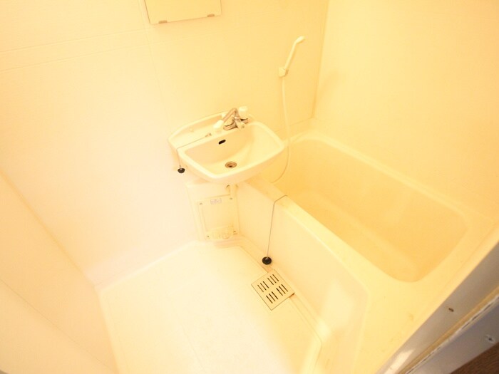 物件内観写真8　(バス／シャワールーム等)