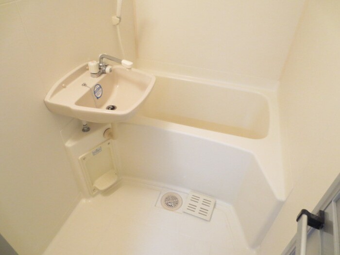 物件内観写真9　(バス／シャワールーム等)