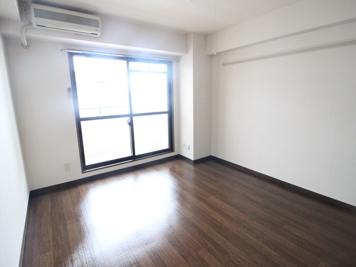 物件内観写真17　(居室)